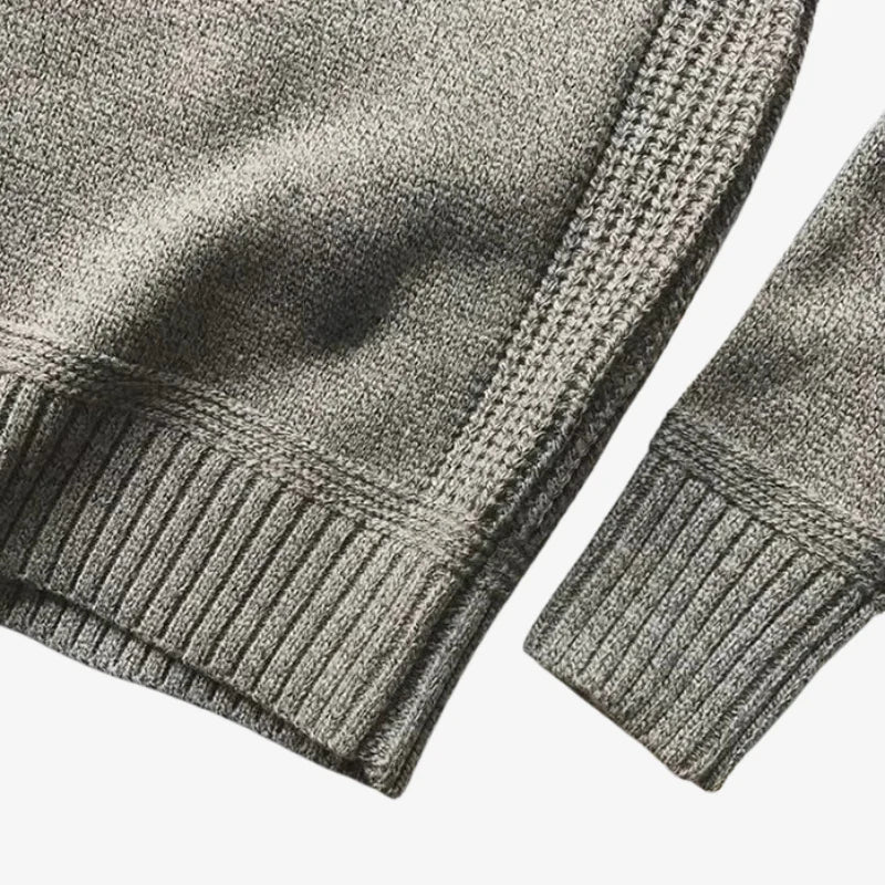 Leo | Warm and cozy wool sweater