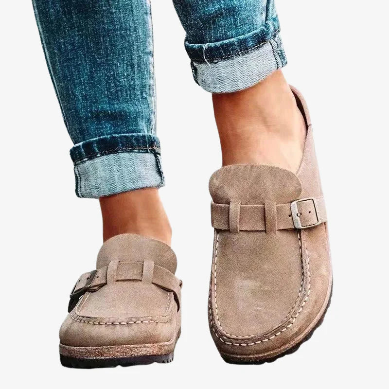 Amber | Elegant Velvet Orthopedic Clogs