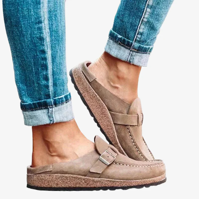 Amber | Elegant Velvet Orthopedic Clogs